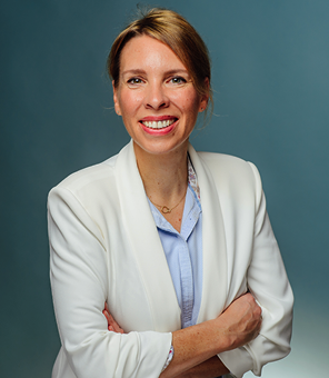 Ulrike Achleitner ist Fachärztin für Allgemeinmedizin und Arbeitsmedizin